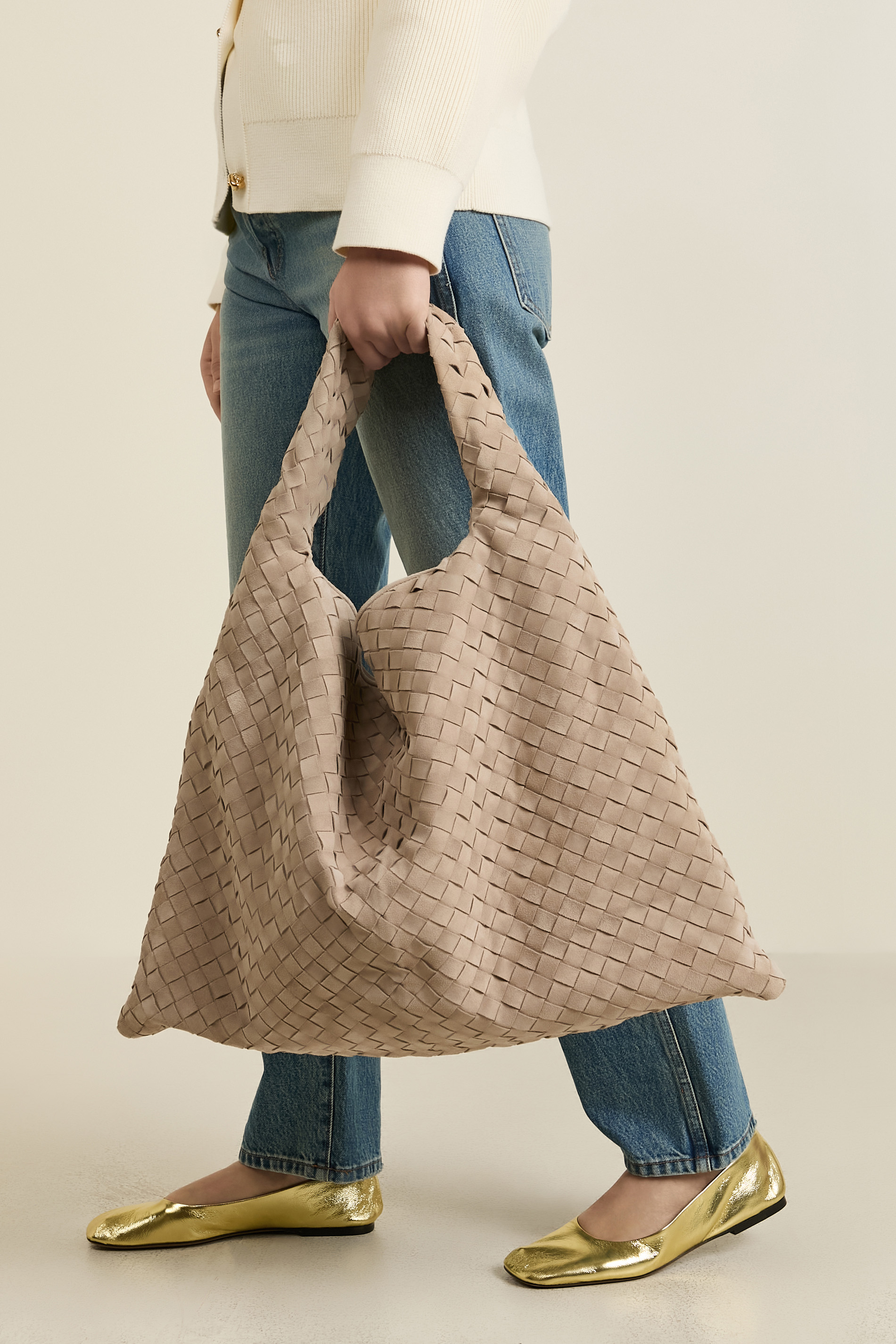 תמונת כל הלוק של תיק הופ לארג'